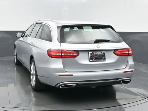 Used 2020 Mercedes-Benz E 450 4MATIC Wagon w/ Premium Package image 5