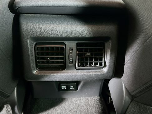 Used 2025 Toyota Camry LE image 27