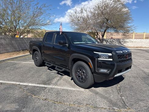 Used 2025 Nissan Frontier Pro-X w/ Pro Convenience Package image 4