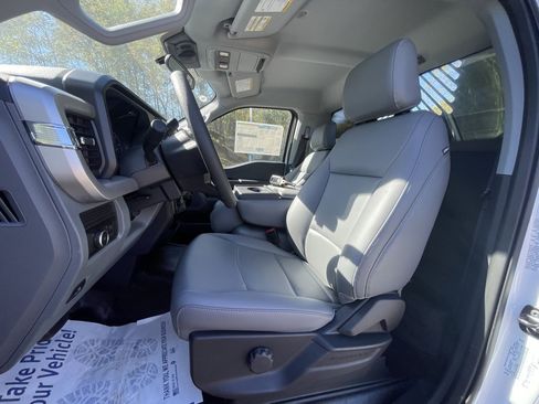 New 2025 Ford F350 XL w/ XL Chrome Package image 27
