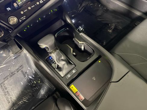 Used 2023 Lexus ES 300h w/ Accessory Package (Z2) FWD image 23