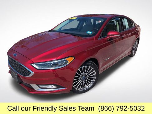 Used 2017 Ford Fusion Platinum image 1