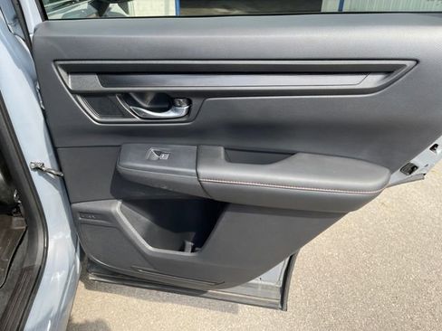 Used 2025 Honda CR-V Sport-L image 35