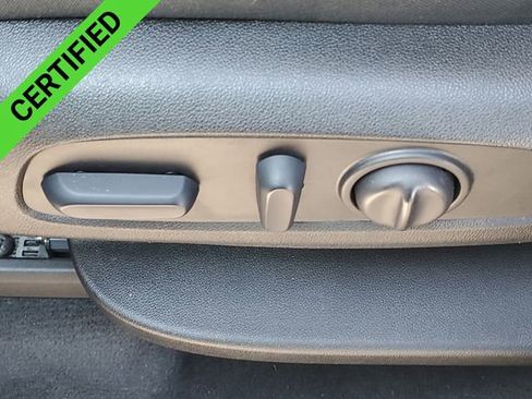 Certified 2023 Chevrolet Traverse LT w/ LPO, Floor Liner Package image 37