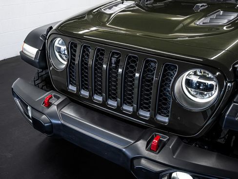 Used 2022 Jeep Gladiator Rubicon w/ LED Lighting Group AWD/4WD image 10