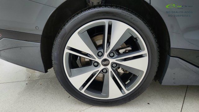 Used 2025 Audi A6 e-tron Premium Plus w/ Premium Plus RWD image 76