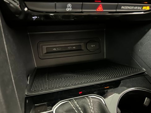 Used 2023 Volkswagen Atlas SE AWD/4WD image 10