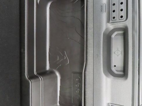 Used 2021 Jeep Wrangler Unlimited Sahara image 36