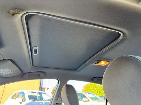 Used 2012 Nissan Sentra 2.0 SR w/ Special Edition Pkg image 26