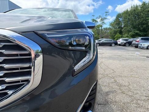 Used 2018 GMC Terrain Denali w/ Advanced Safety Package FWD image 10