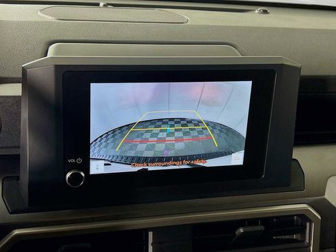 Used 2025 Toyota 4Runner SR5 image 13