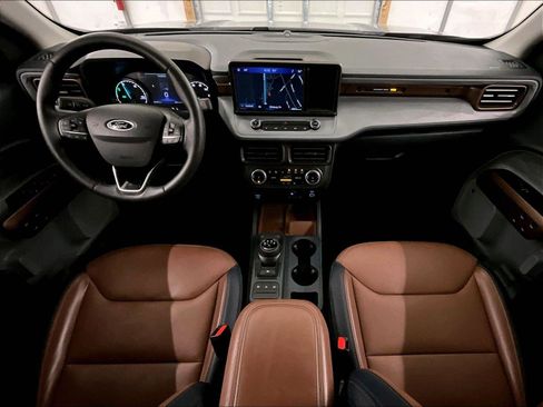 Used 2024 Ford Maverick Lariat FWD image 14