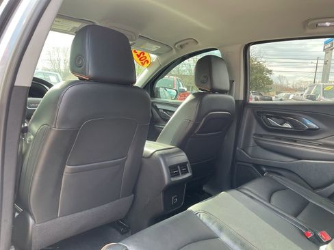 Used 2023 GMC Terrain AT4 image 43