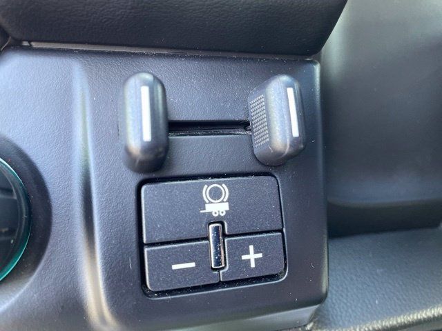 Used 2017 GMC Yukon Denali w/ Open Road Package AWD/4WD image 18