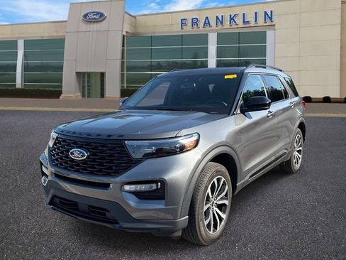 Used 2023 Ford Explorer ST-Line w/ Class IV Trailer Tow Package AWD/4WD image 3