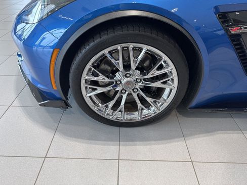 Used 2016 Chevrolet Corvette Z06 w/ 2LZ Preferred Equipment Group RWD image 16