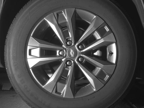 Used 2025 Chevrolet Equinox LT image 15