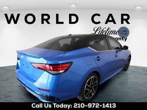 Used 2024 Nissan Sentra SR w/ SR Premium Package FWD image 7