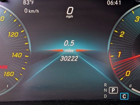 Used 2019 Mercedes-Benz C 300 Cabriolet image 18