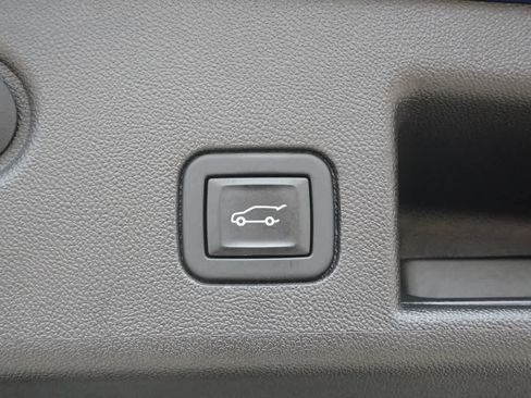 Used 2022 Chevrolet Equinox LT image 22