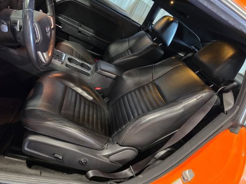 Used 2014 Dodge Challenger R/T Plus RWD image 6
