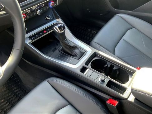 Certified 2025 Audi Q3 2.0T Premium Plus w/ Premium Plus Package image 25