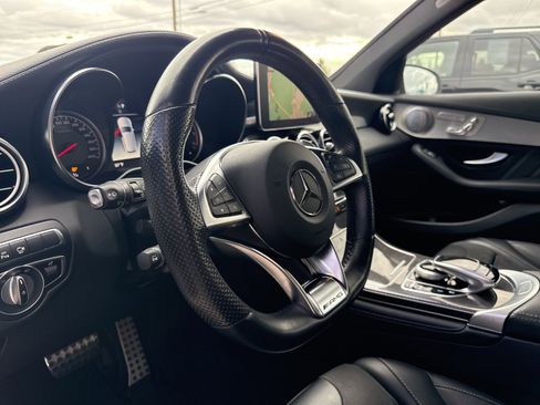 Used 2019 Mercedes-Benz GLC 63 AMG 4MATIC image 21