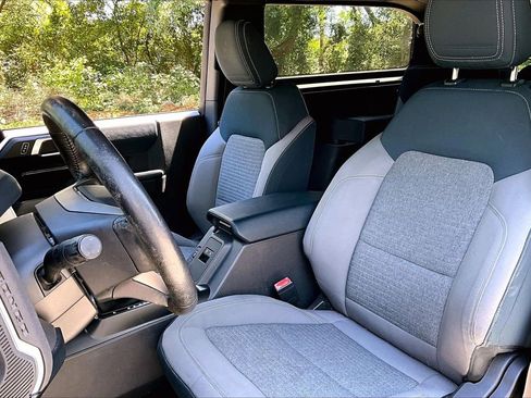 Used 2022 Ford Bronco Outer Banks AWD/4WD image 17