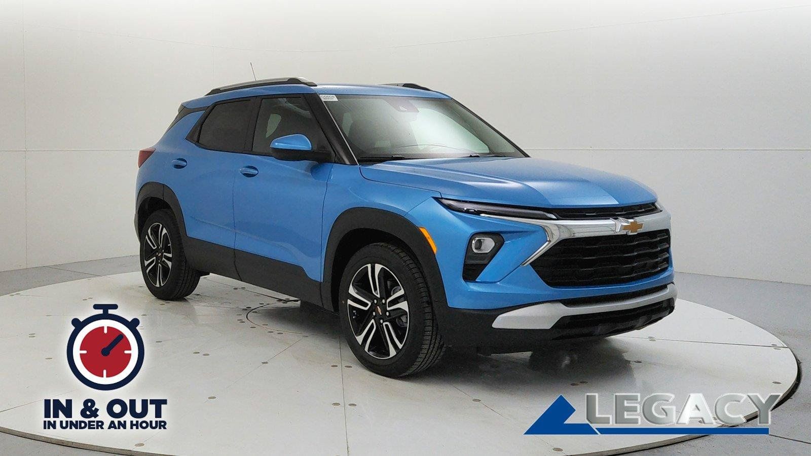 Used 2025 Chevrolet TrailBlazer LT FWD image 1