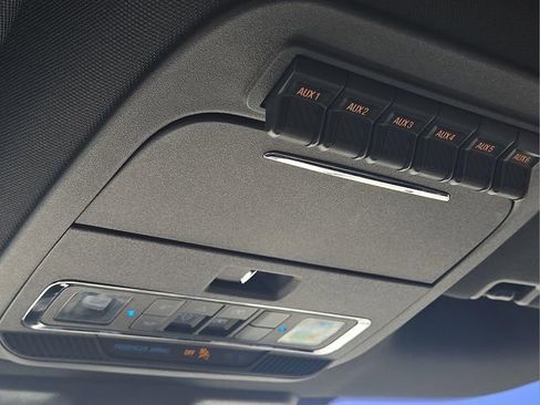 Used 2025 Ford F150 Raptor image 27