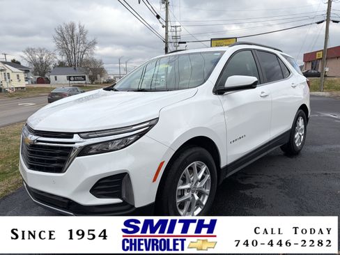 Used 2024 Chevrolet Equinox LT w/ LPO, Floor Liner Package image 1