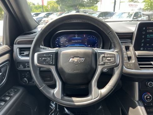 Used 2023 Chevrolet Tahoe Z71 w/ Luxury Package AWD/4WD image 16