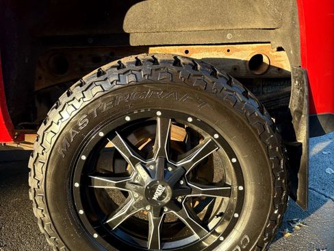 Used 2015 Chevrolet Silverado 2500 LT image 32