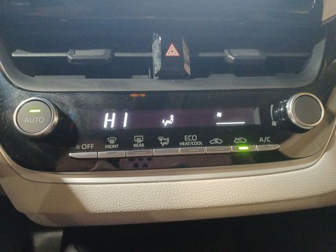 Used 2024 Toyota Corolla LE image 16