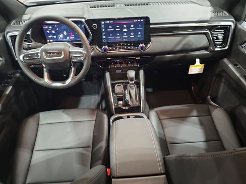 New 2026 GMC Canyon Elevation w/ Convenience Package RWD image 9