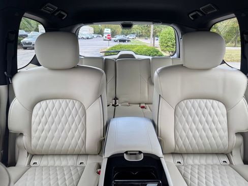 Used 2024 INFINITI QX80 Sensory image 26