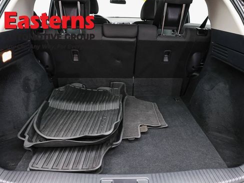 Used 2021 Honda HR-V LX image 9