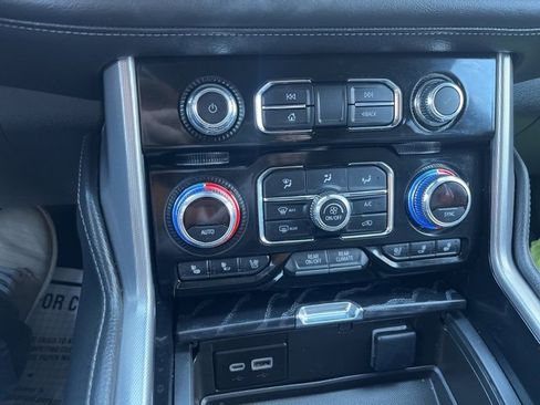 Used 2023 GMC Yukon Denali w/ LPO, Floor Liner Package image 15