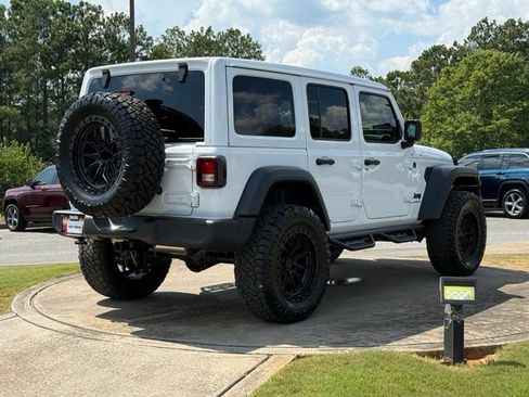 Used 2025 Jeep Wrangler Unlimited Sport AWD/4WD image 7