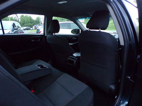 Used 2016 Toyota Camry LE FWD image 24