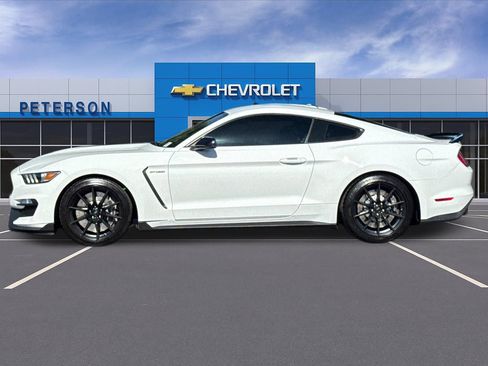 Used 2016 Ford Mustang Shelby GT350 w/ Technology Package RWD image 7