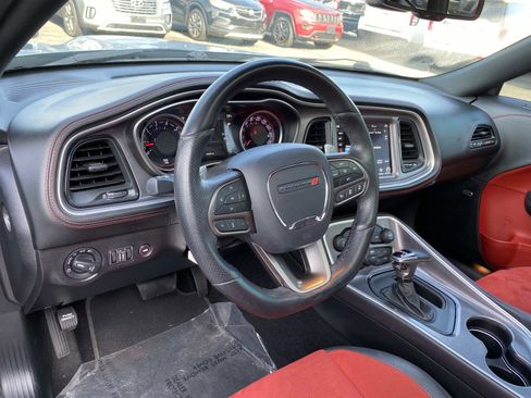 Used 2021 Dodge Challenger R/T Scat Pack w/ Dynamics Package image 12