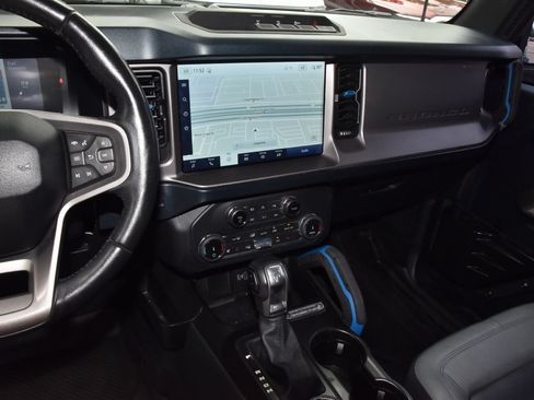 Certified 2022 Ford Bronco Outer Banks AWD/4WD image 27