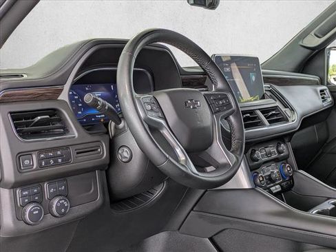 Used 2023 Chevrolet Tahoe Z71 w/ Luxury Package AWD/4WD image 11