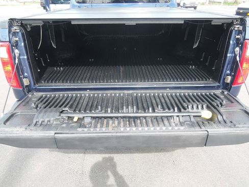 Used 2015 Ford F250 XLT w/ Snow Plow Prep Package image 32