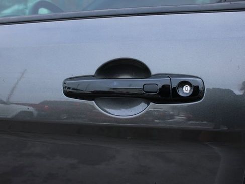 Used 2018 Ford Explorer Sport image 9