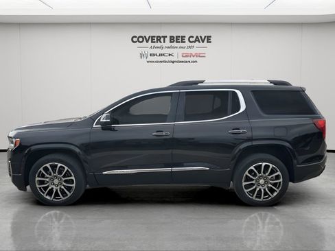 Used 2023 GMC Acadia Denali w/ Denali Technology Package image 5