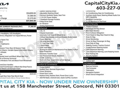 Used 2023 Kia Sorento S w/ Panoramic Sunroof Package