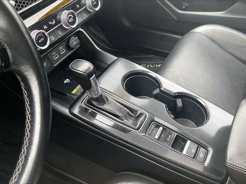 Used 2023 Honda Civic Touring image 14