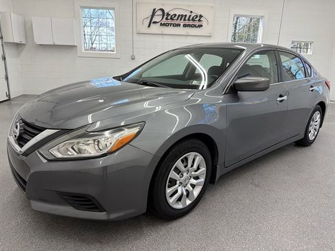 Used 2016 Nissan Altima 2.5 S w/ Power Driver Seat Package image 1